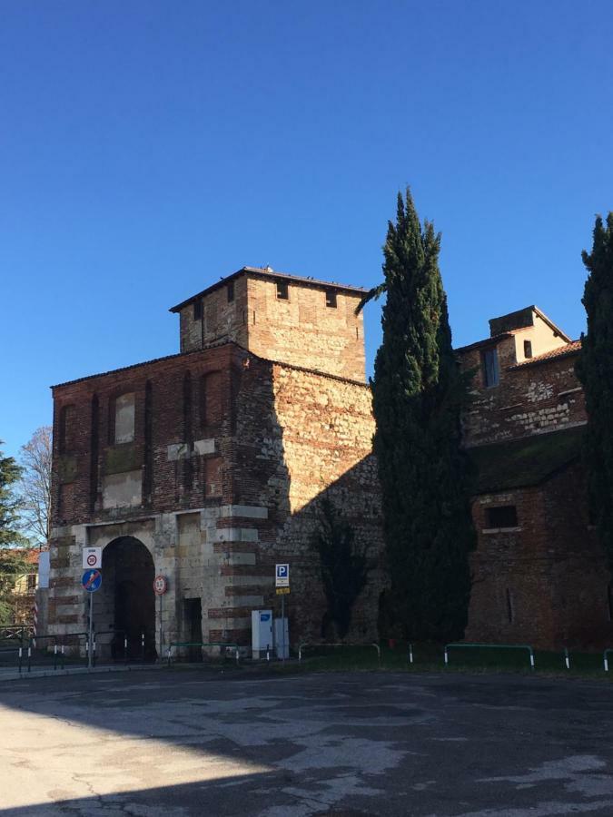 Casa Vacanze Chez La Reine - Holiday Home Vicenza Bagian luar foto