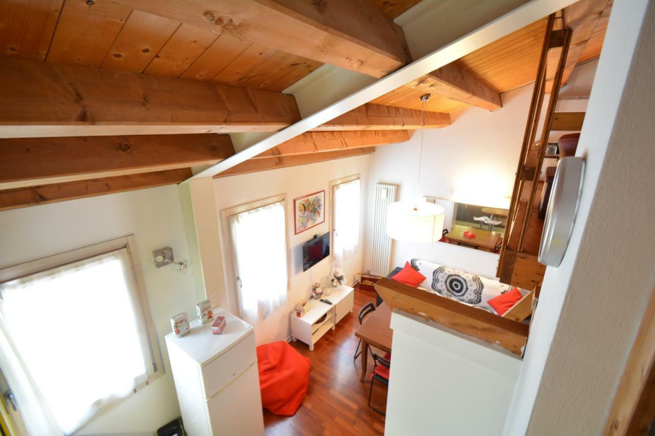 Casa Vacanze Chez La Reine - Holiday Home Vicenza Bagian luar foto